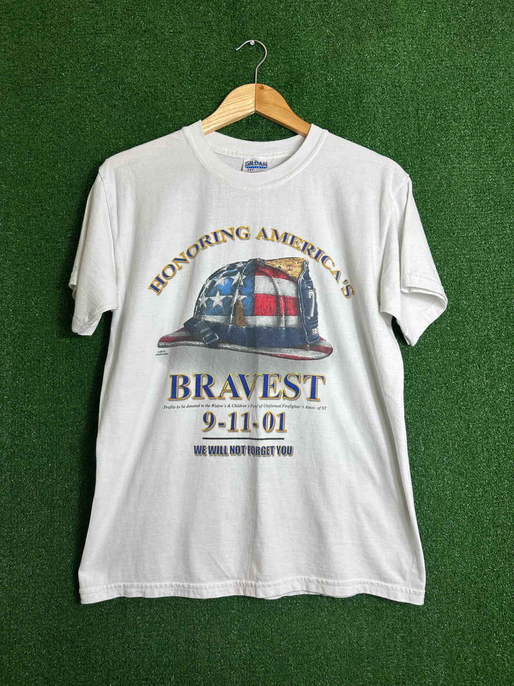 VTG Honoring Firefighters 9 / 11 Shirt Size Medium