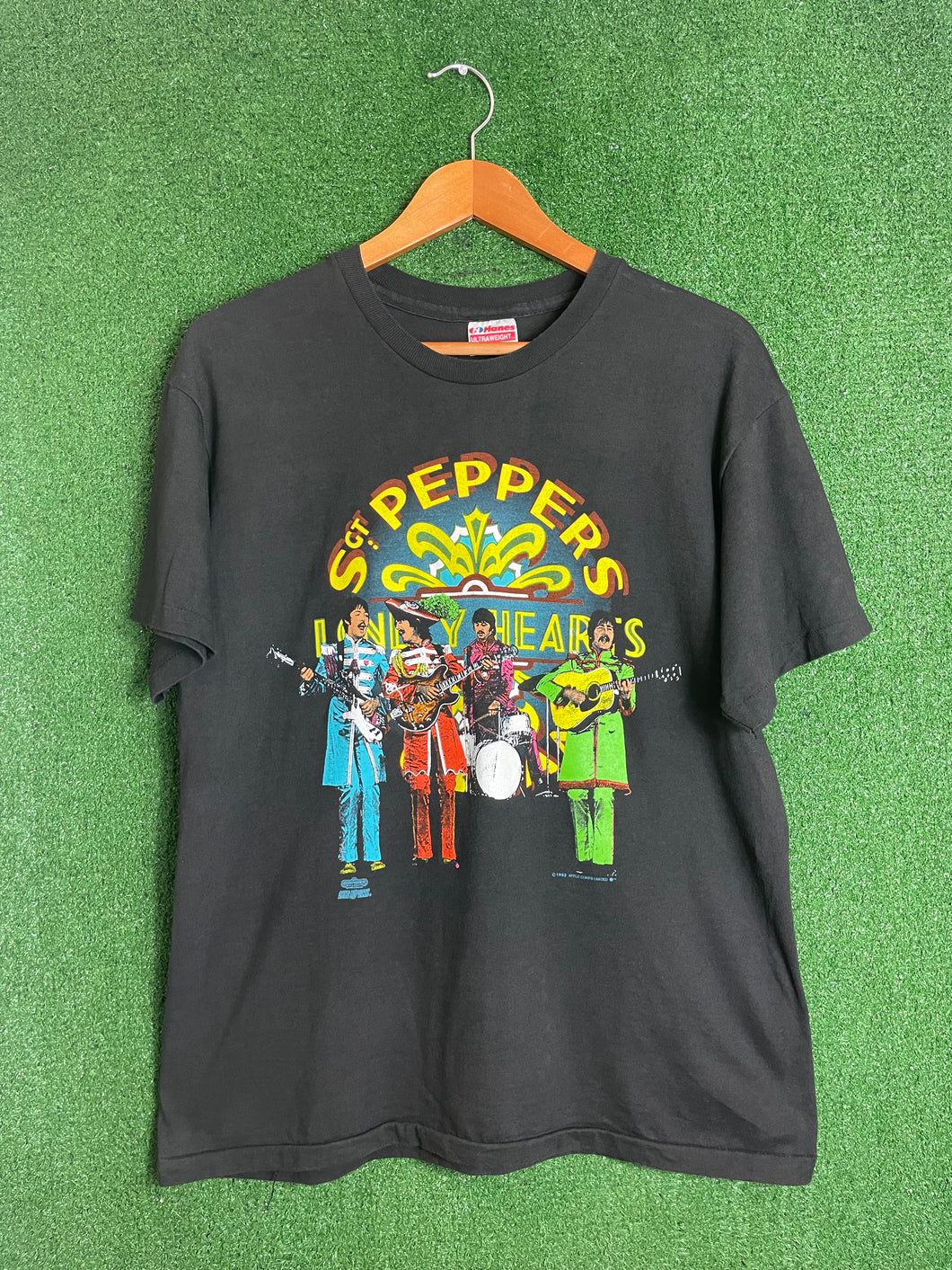 VTG Rare 1992 The Beatles SGT Peppers Shirt Size Large