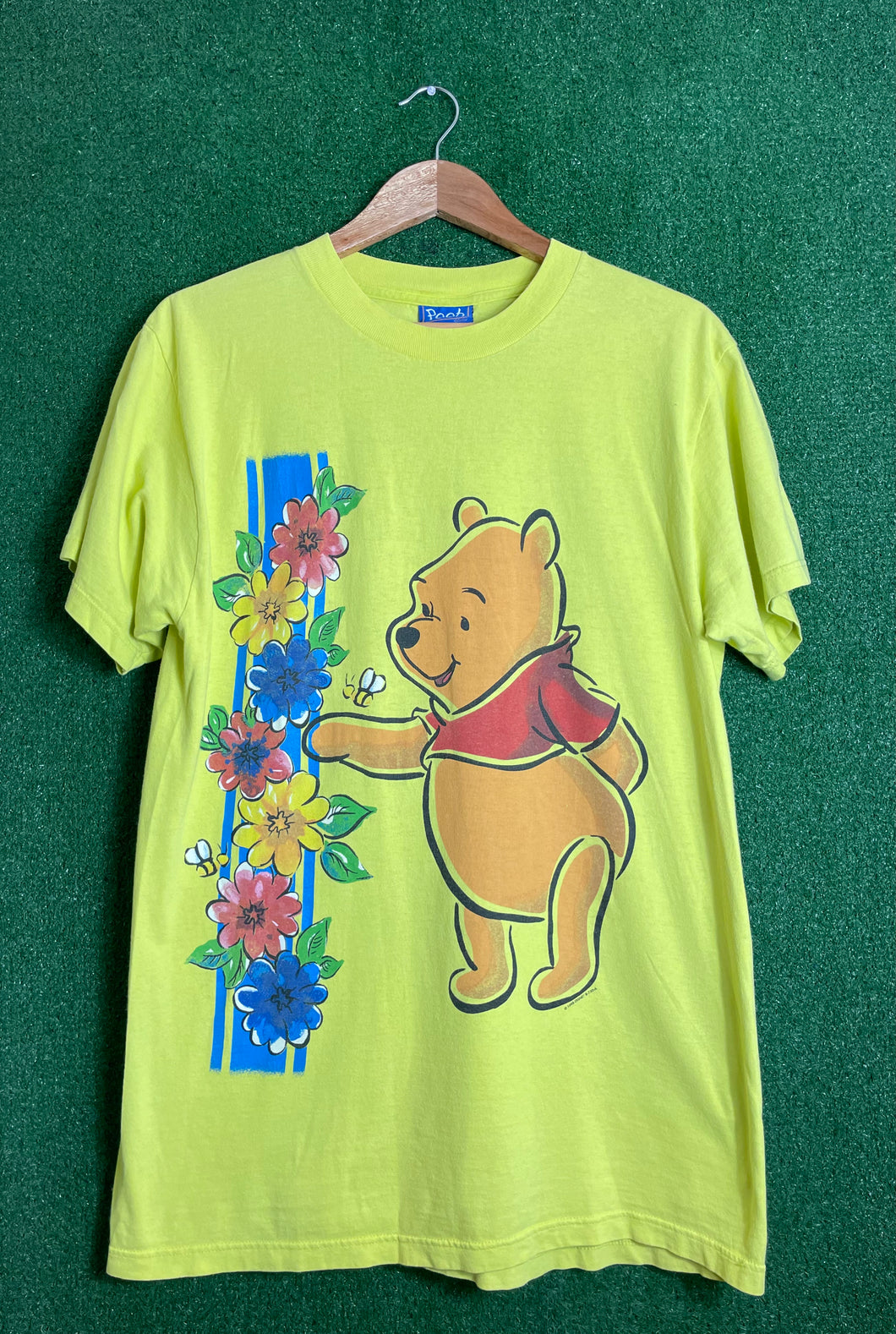 VTG 2000s Walt Disney Winnie the Pooh Shirt Size Large