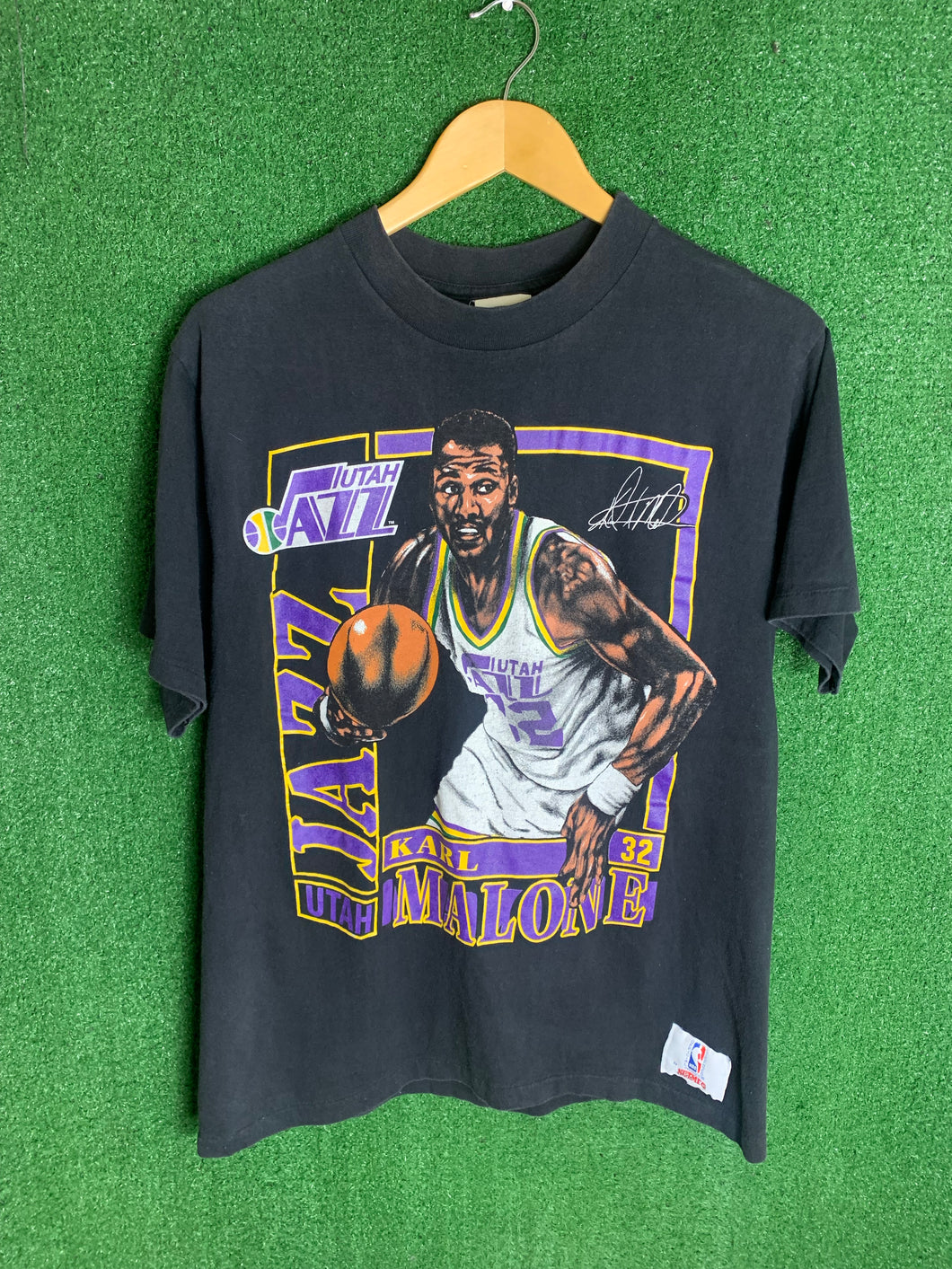 VTG Rare 1990 Karl Malone Utah Jazz Nutmeg Double Sided Shirt Size M/L